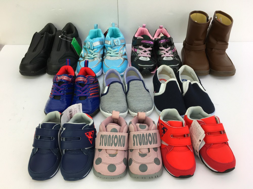 13 シューズアソート10足セットベビー トドラー キッズ ルコック ムーンスター 瞬足 スニーカー ブーツ 男の子 女の子 12 5 23 0cm チャリティー みっけ東京通販